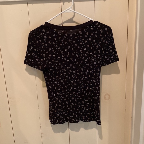 Shirt - Picture 3 of 4